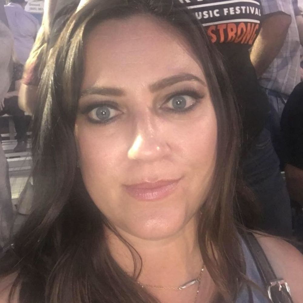 Meet your Posher, Kelli